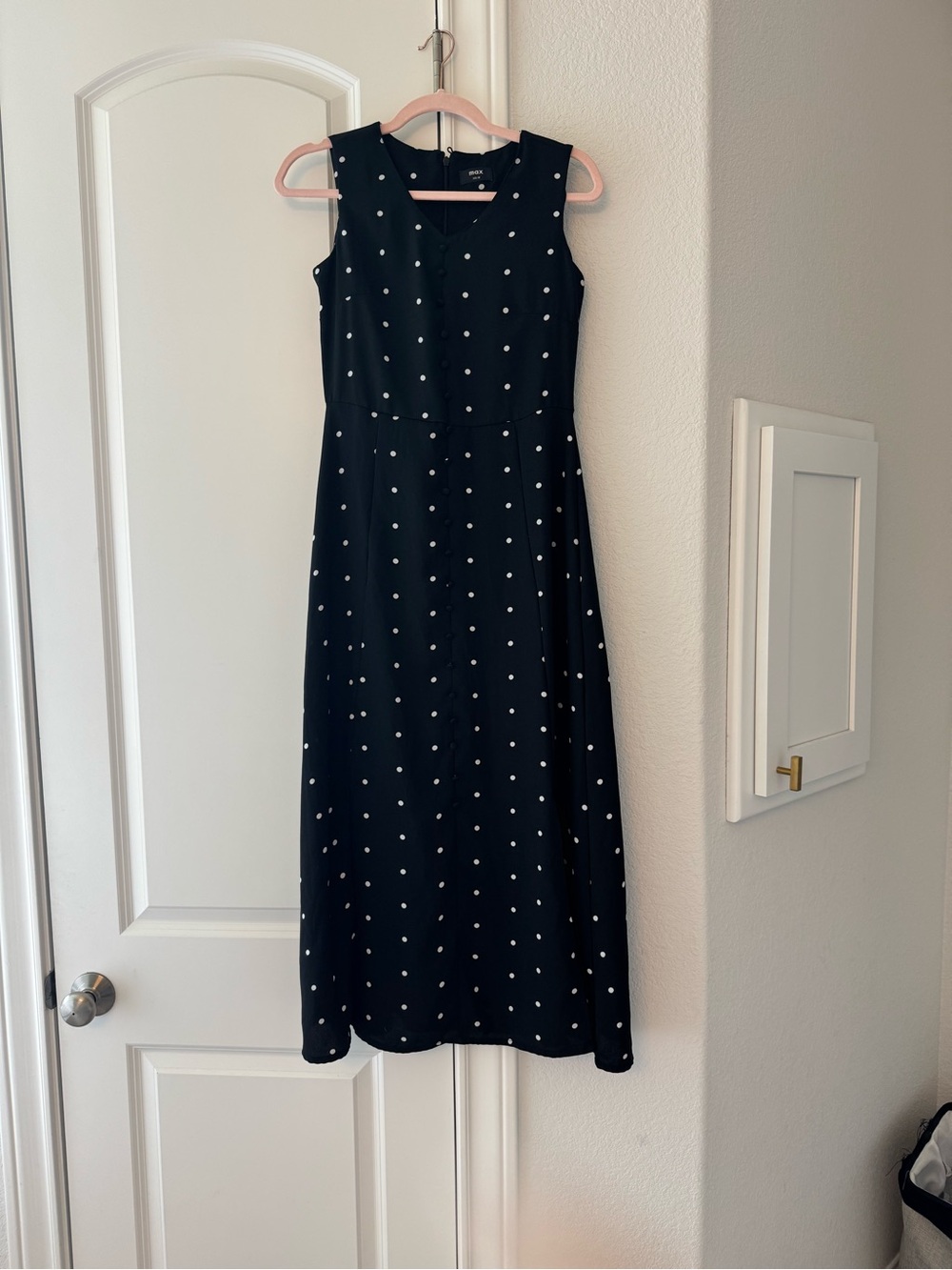 Sleeveless Black Polka Dot Midi Dress - Unbranded